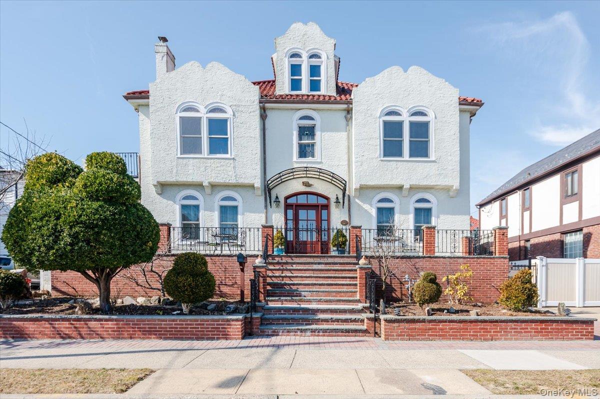 211 Laurelton Blvd, Long Beach, NY 11561, USA property photo