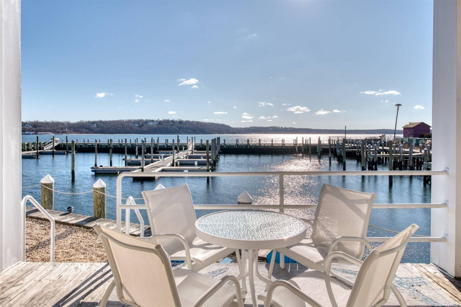 8 Oyster Pt, Greenport, NY 11944, USA property photo