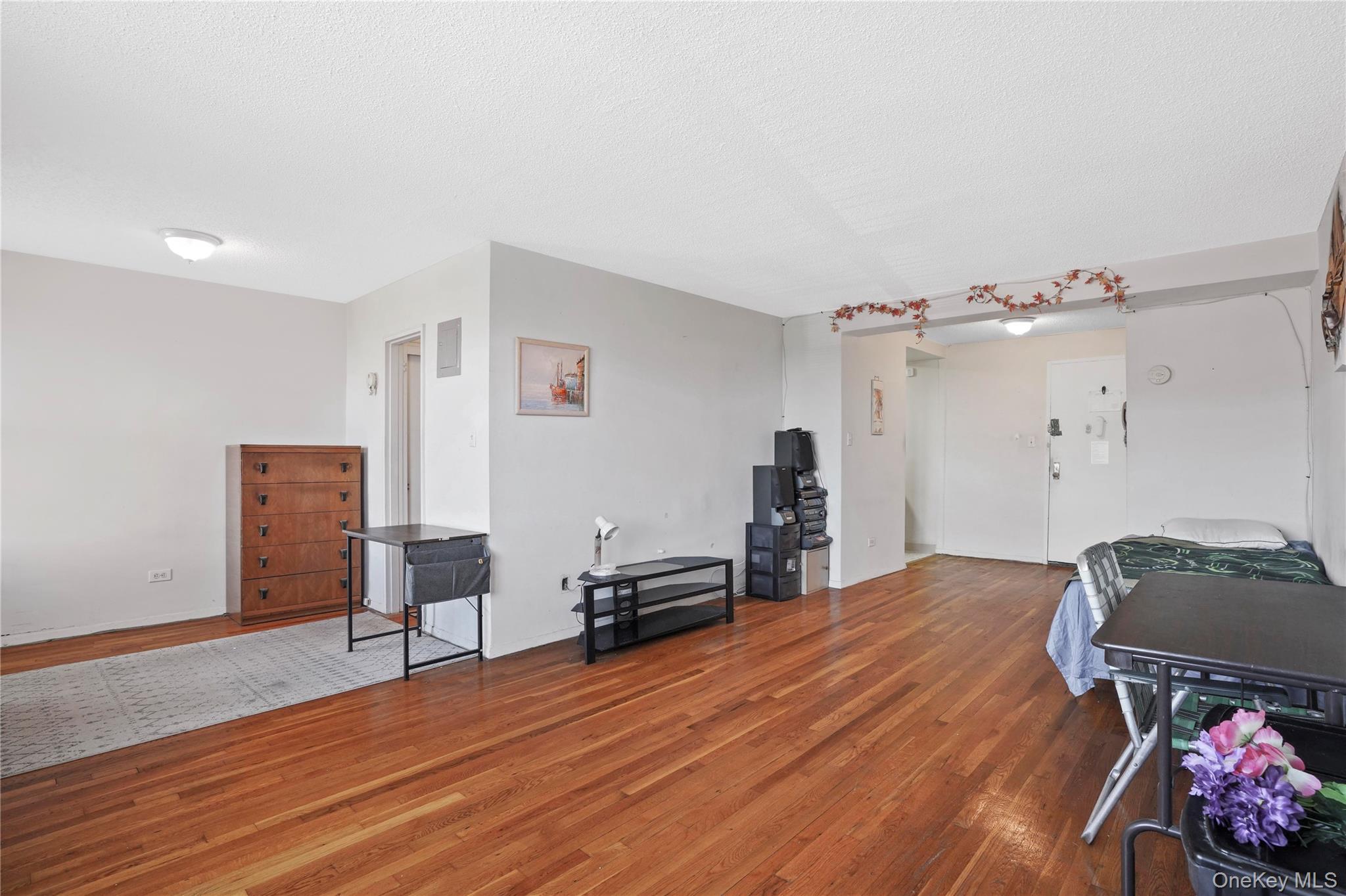 84-20 153rd Ave, Howard Beach, NY 11414, USA property photo