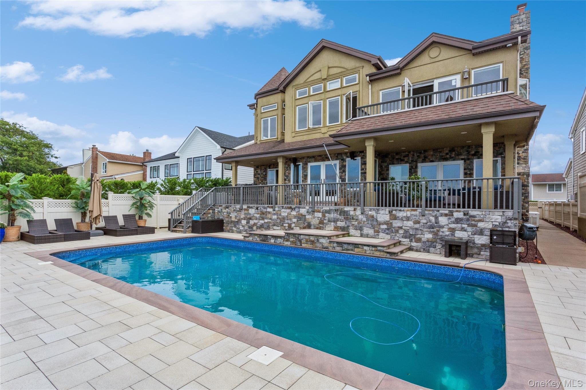 319 Harbor Drive Lido Beach, NY 11561 property photo