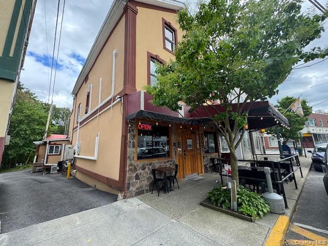 80 Vineyard Ave, Highland, NY 12528, USA property photo