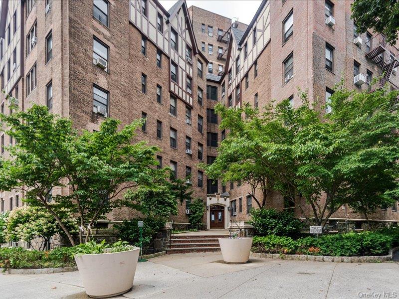 3875 Waldo Ave, Bronx, NY 10463, USA property photo