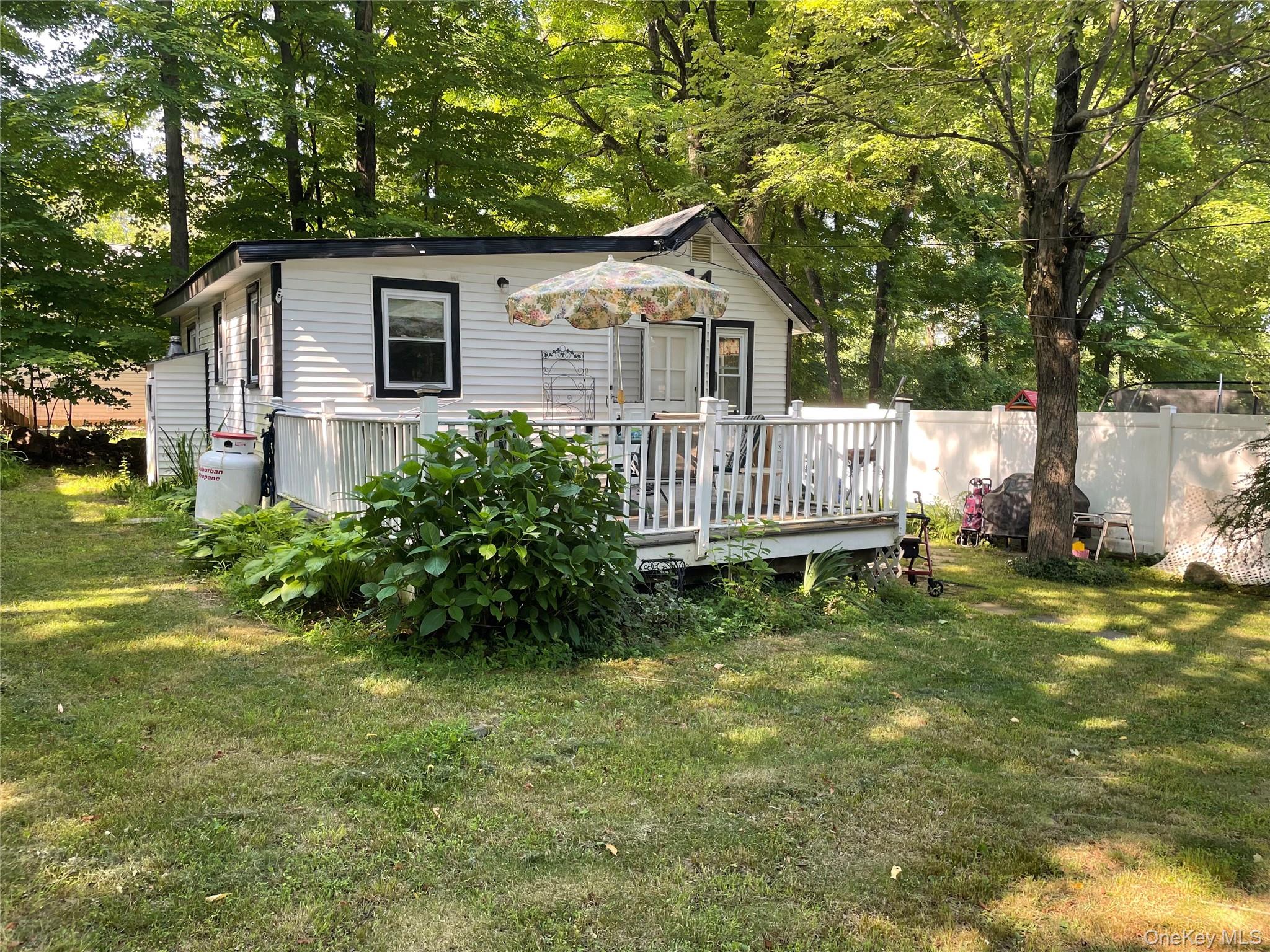 3155 Lexington Avenue Unit 14 Mohegan Lake, NY 10567 property photo