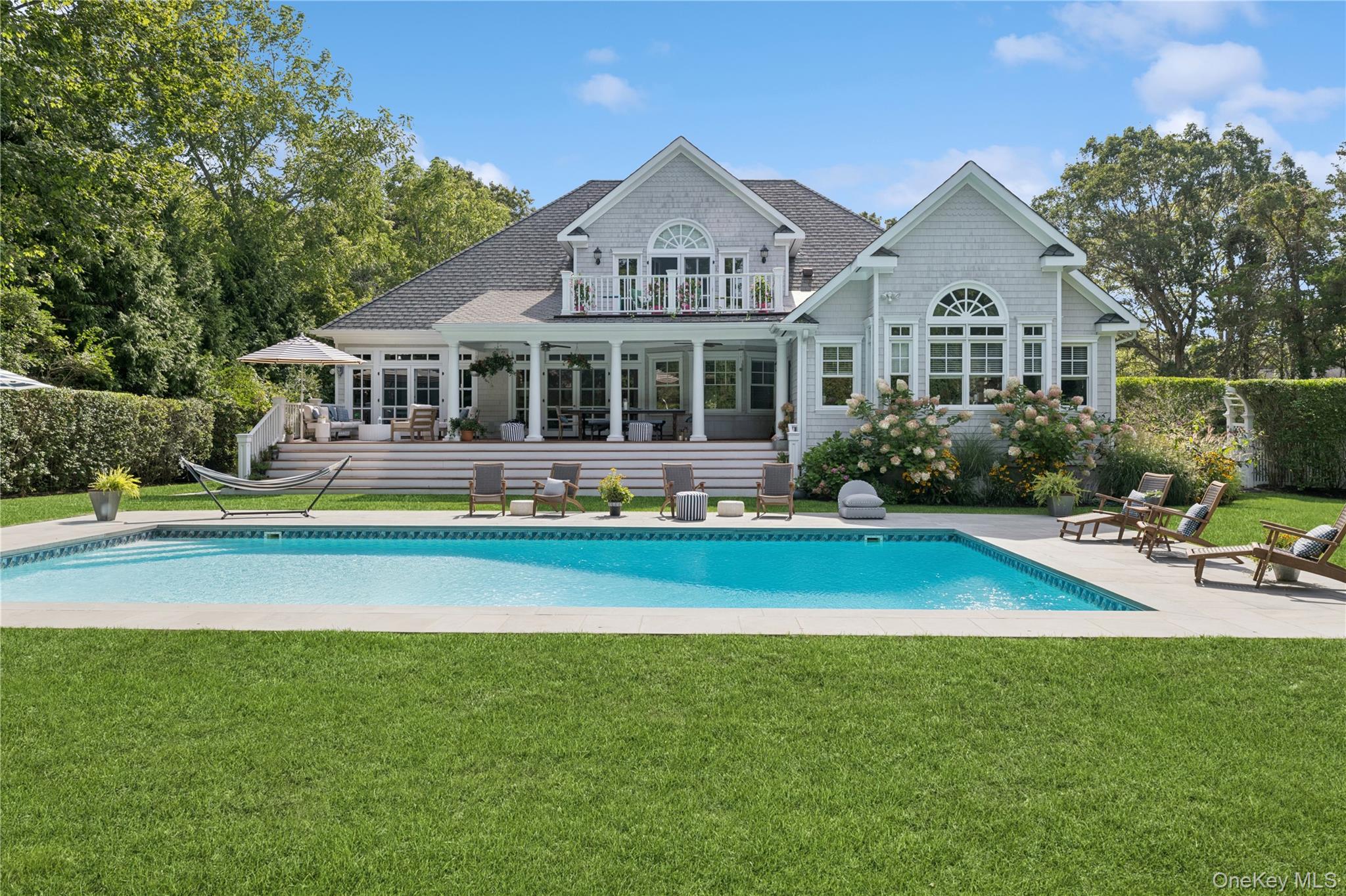 189A S Country Rd, Remsenburg, NY 11960, USA property photo