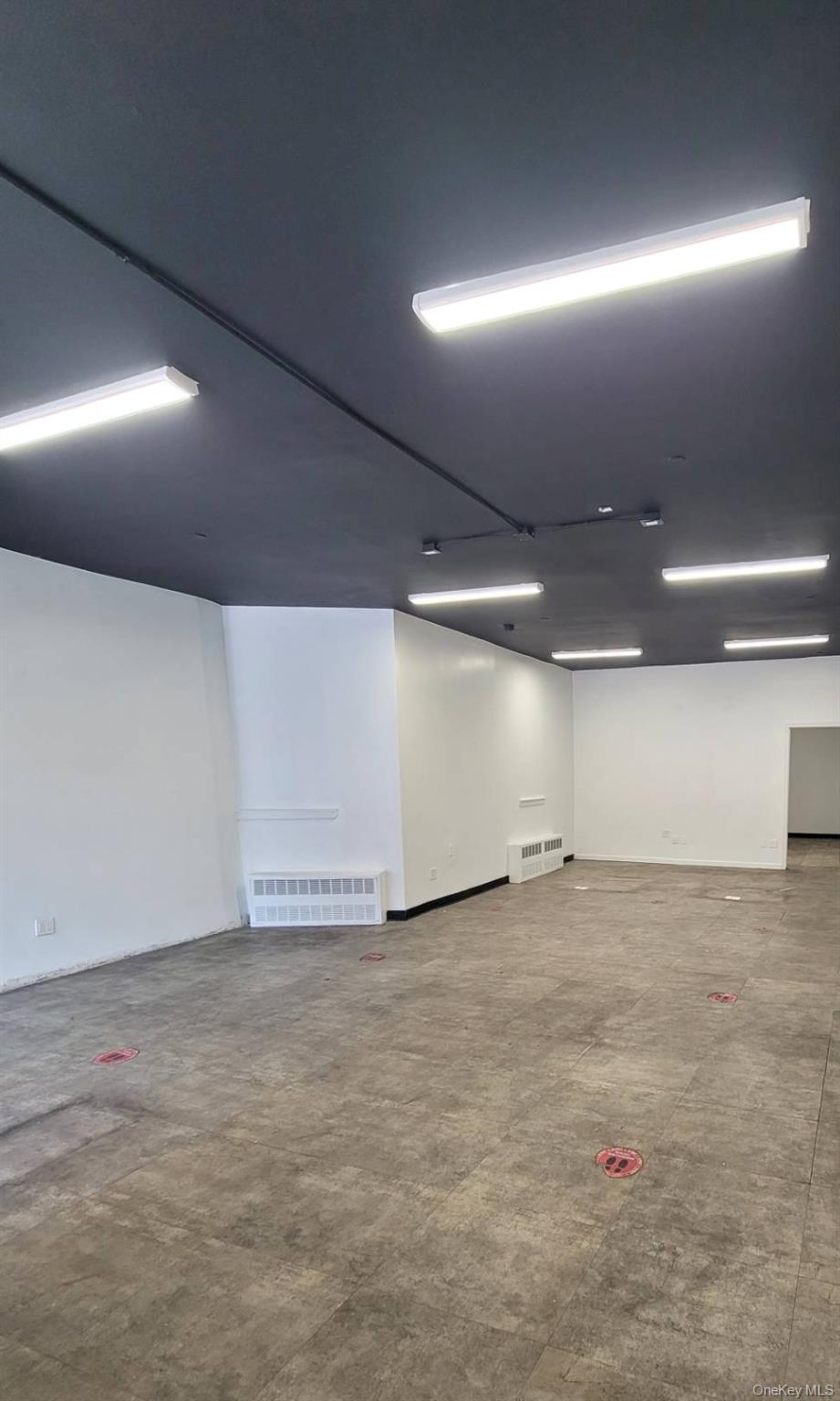 537 Claremont Pkwy, Bronx, NY 10457, USA property photo