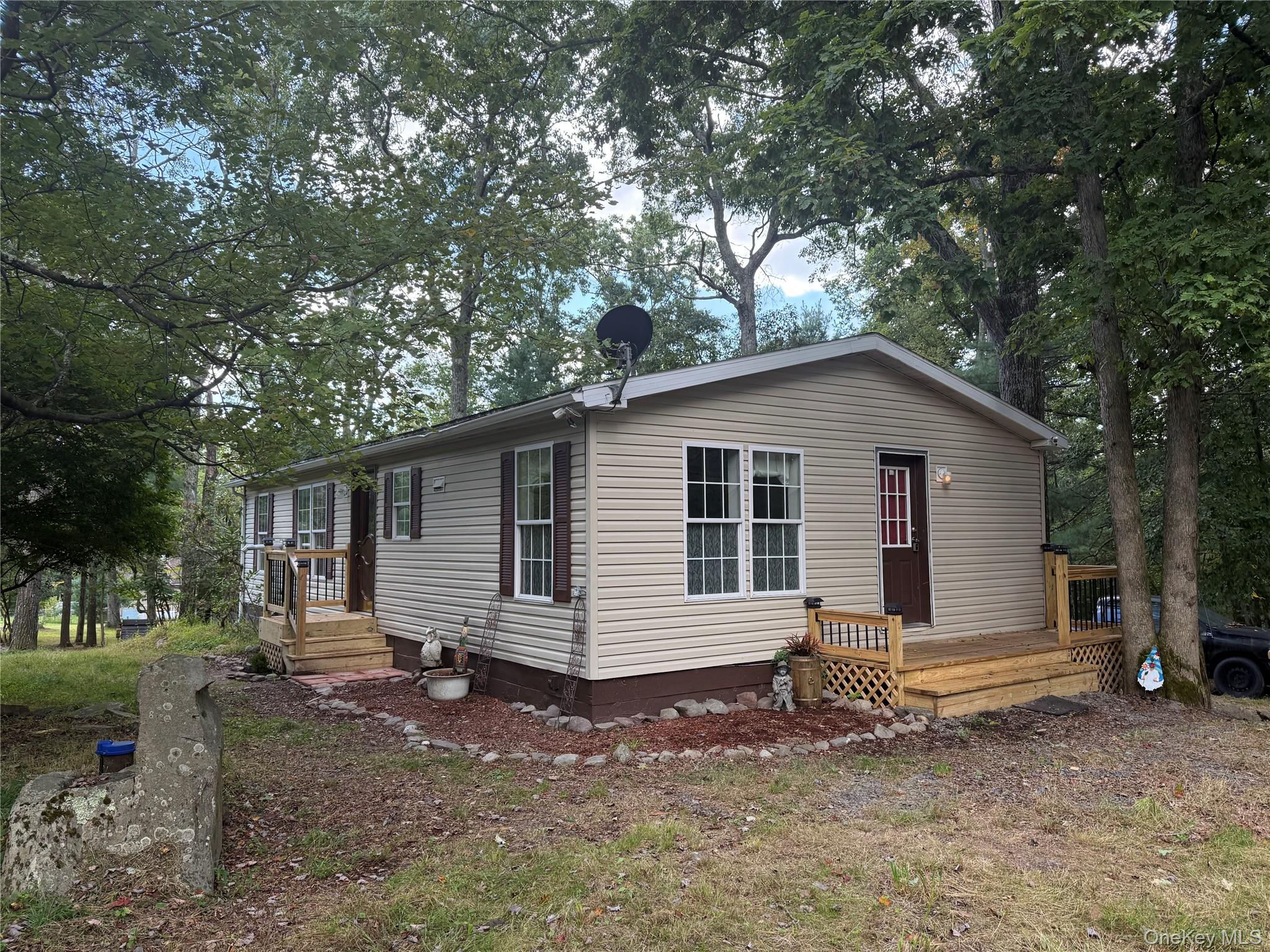 35 Oneida Trail, Glen Spey, NY 12737, USA property photo