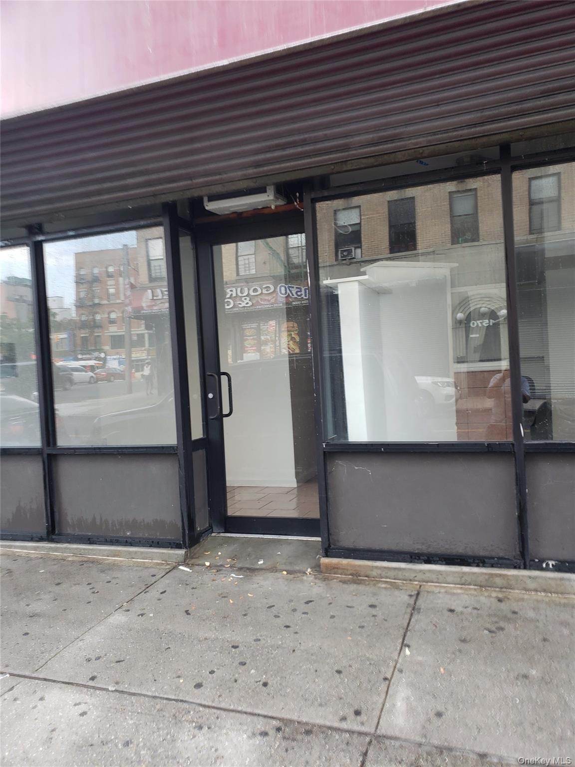 1575 Bathgate Ave, Bronx, NY 10457, USA property photo