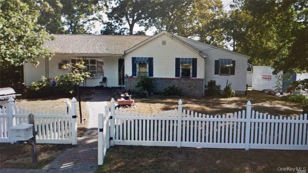 7 Ash Pl, Wyandanch, NY 11798, USA property photo
