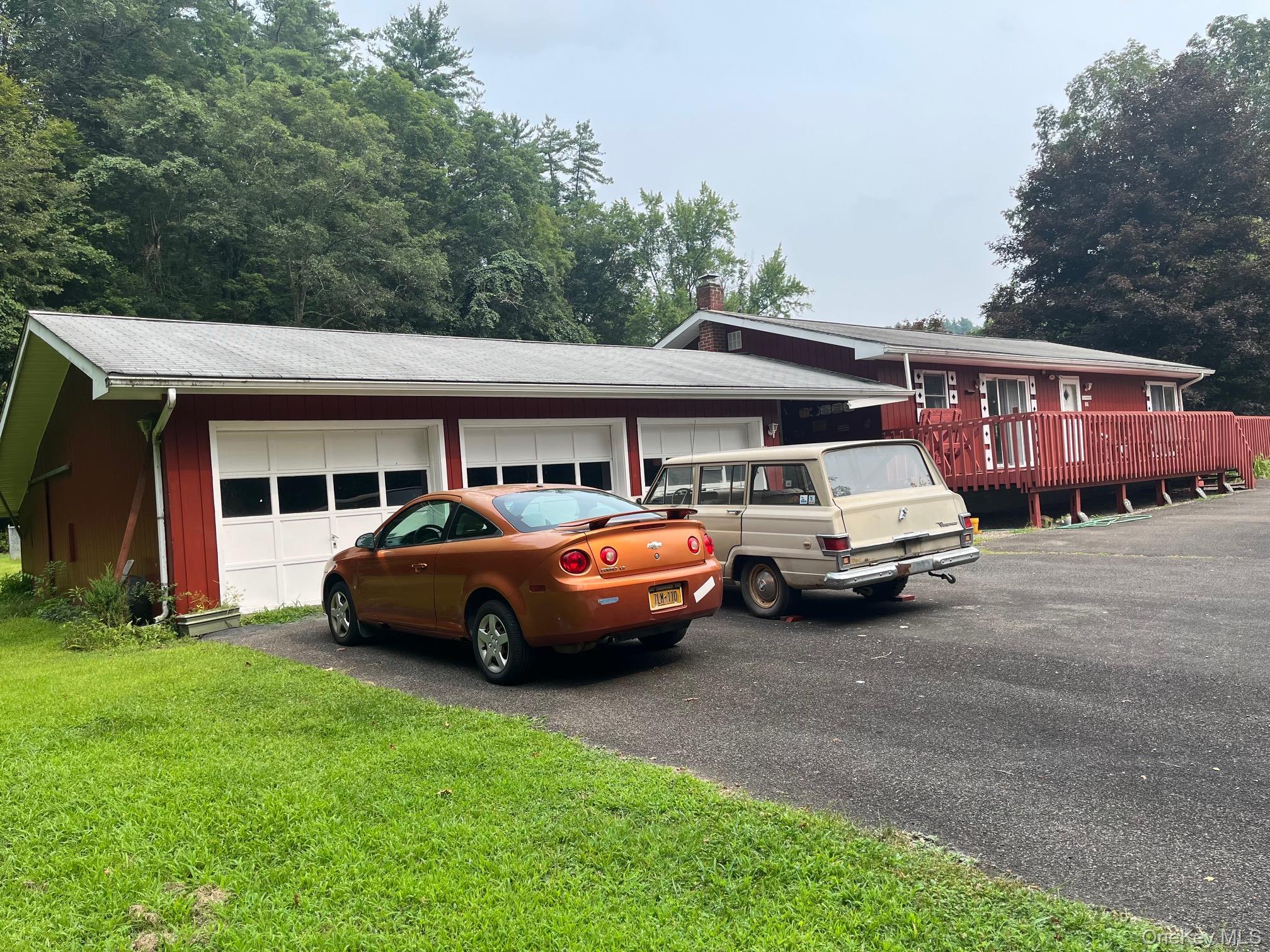 116 Nissenbaum Dr, Spring Glen, NY 12483, USA property photo