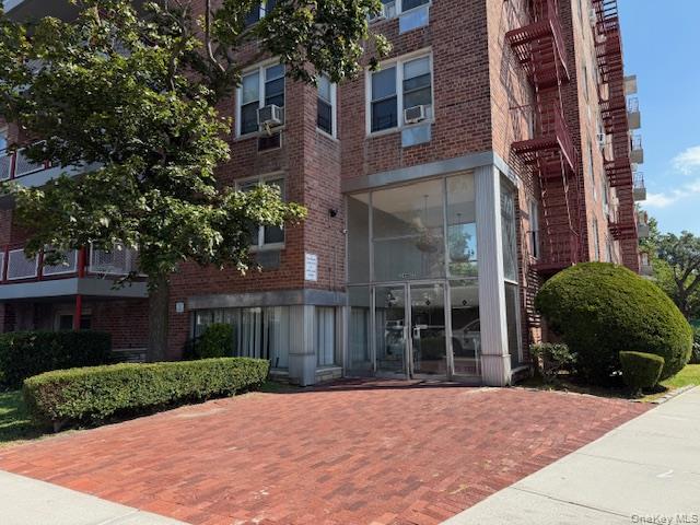 34-25 150th St, Flushing, NY 11354, USA property photo