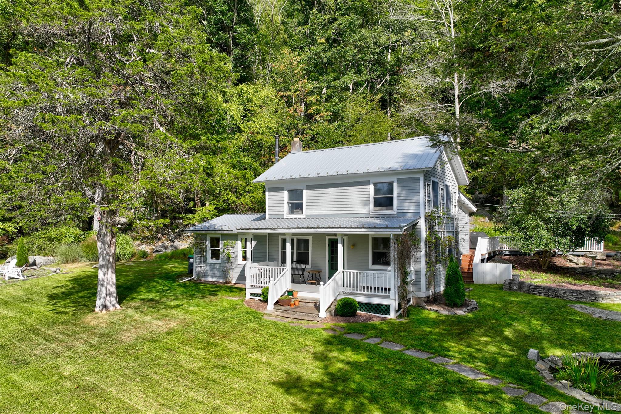 Lackawaxen, PA 18435, USA property photo