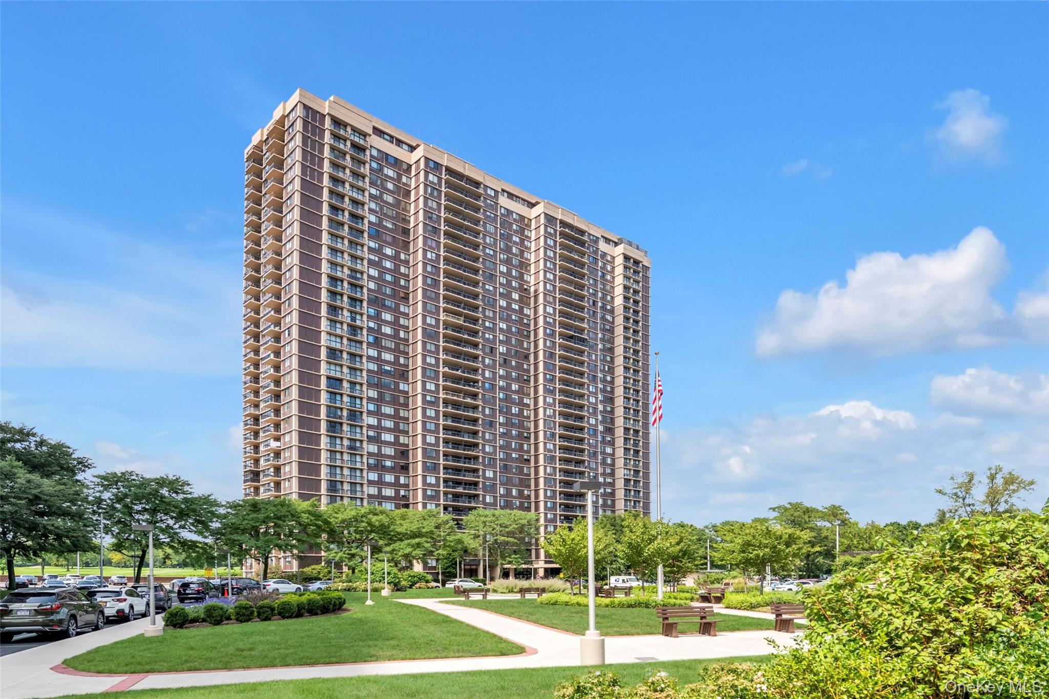 269-10 Grand Central Parkway Unit 8Y Floral Park, NY 11005 property photo