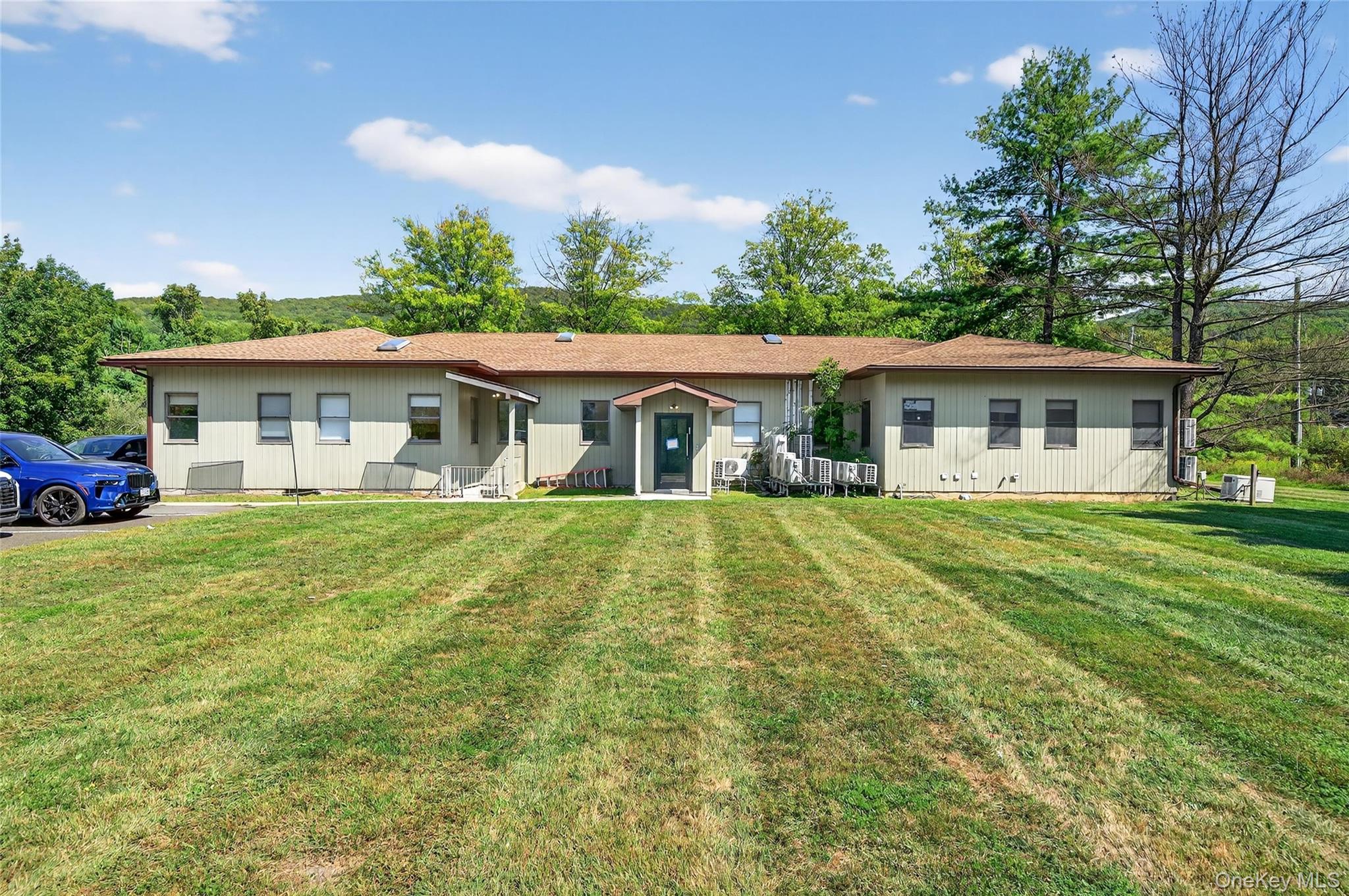 11 Abrams Rd, Central Valley, NY 10917, USA property photo