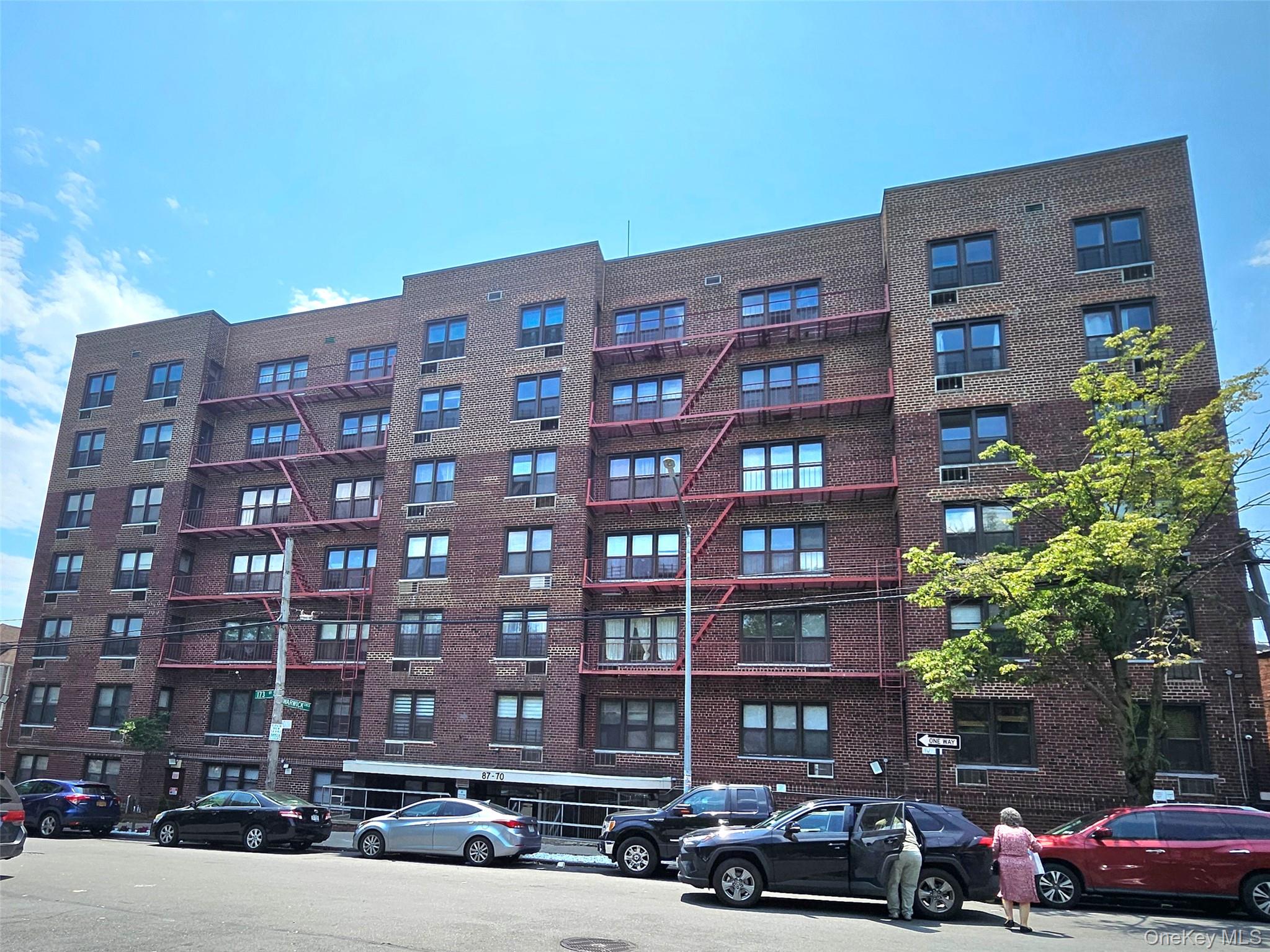 87-70 173rd St, Jamaica, NY 11432, USA property photo