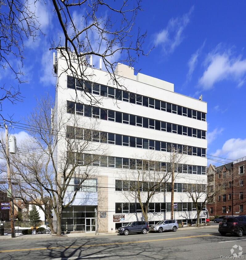 733 Yonkers Avenue Unit 501 Yonkers, NY 10704 property photo