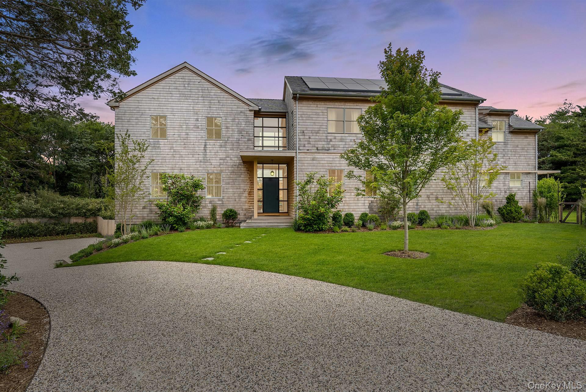 26 Georgian Ln, Water Mill, NY 11976, USA property photo