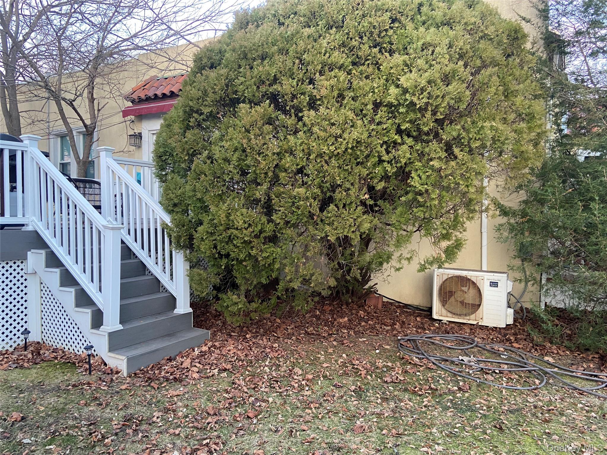 237 W Walnut St, Long Beach, NY 11561, USA property photo