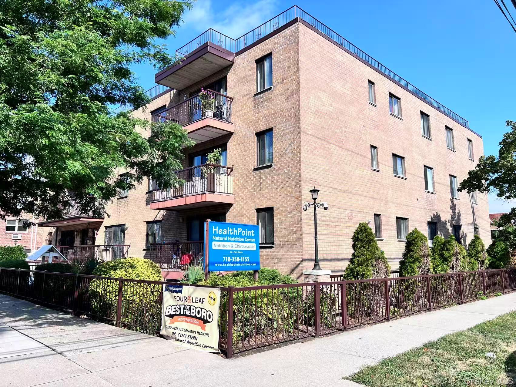 122-15 25th Rd, Flushing, NY 11354, USA property photo