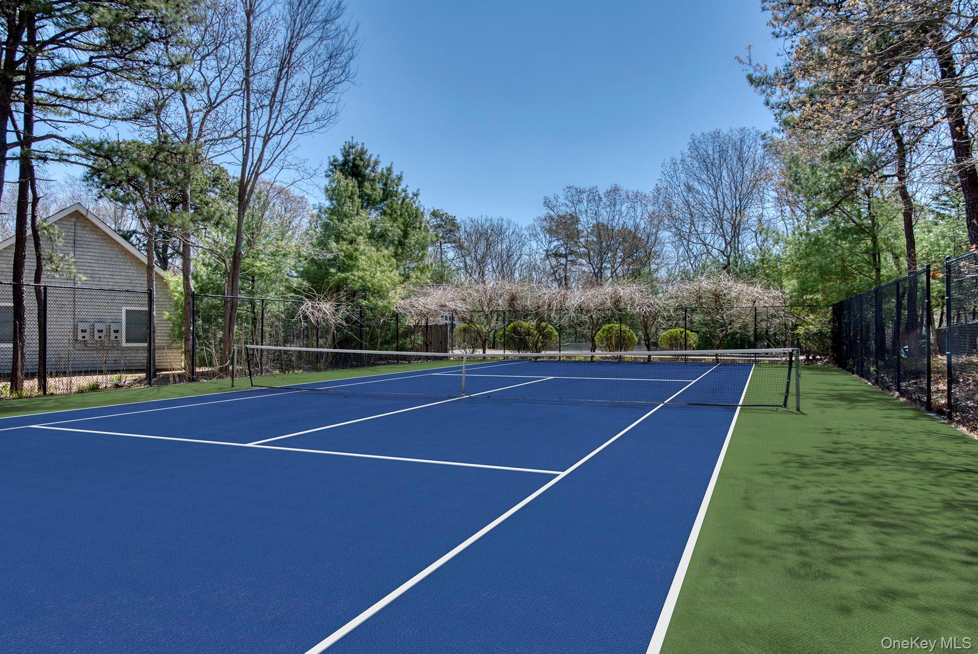 492 E Hampton Sag Harbor Turnpike, East Hampton, NY 11937, USA property photo
