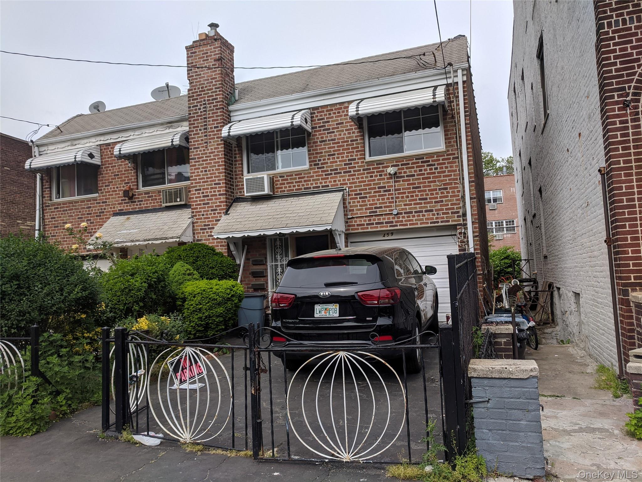 459 Berriman St, Brooklyn, NY 11208, USA property photo