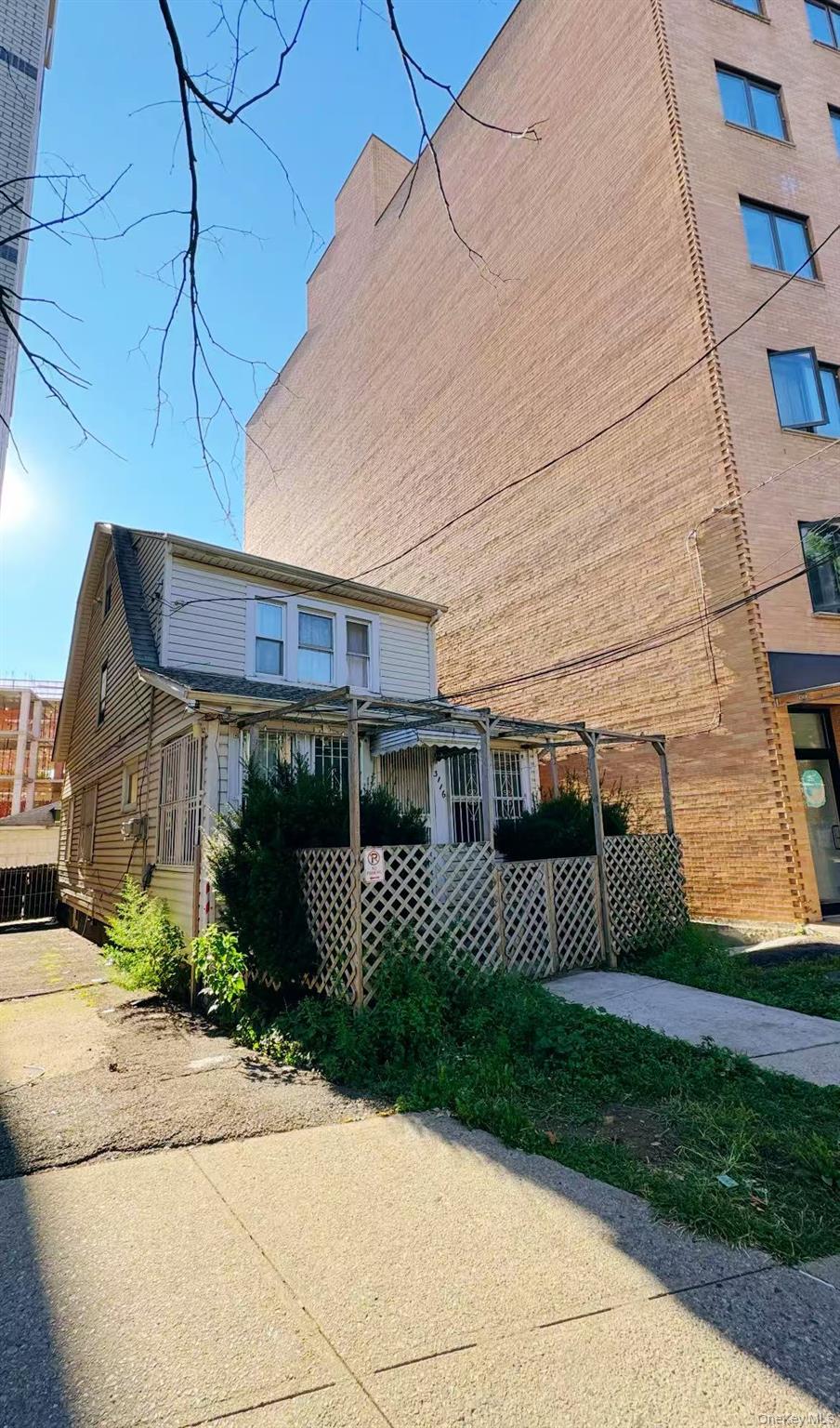 31-16 Union St, Flushing, NY 11354, USA property photo