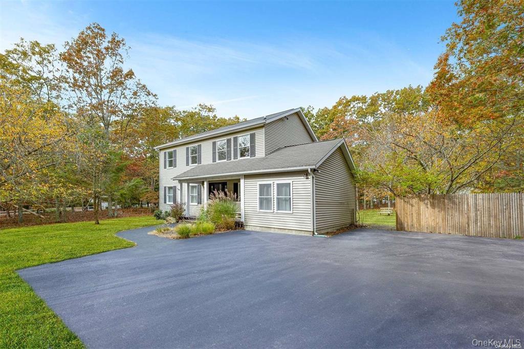 4 Wooded Ln, Hampton Bays, NY 11946, USA property photo