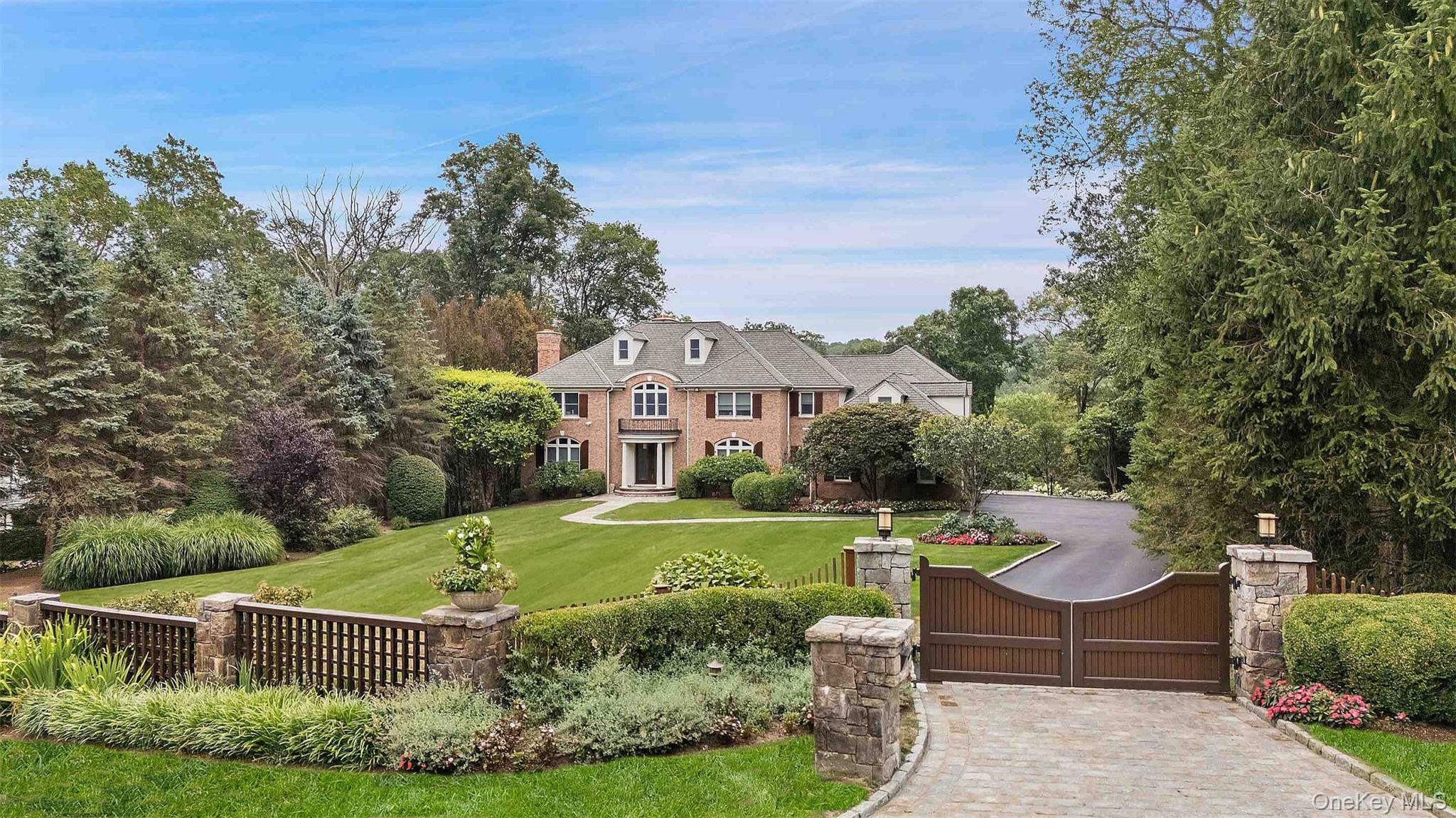 8 Ridgeview Dr, Armonk, NY 10504, USA property photo