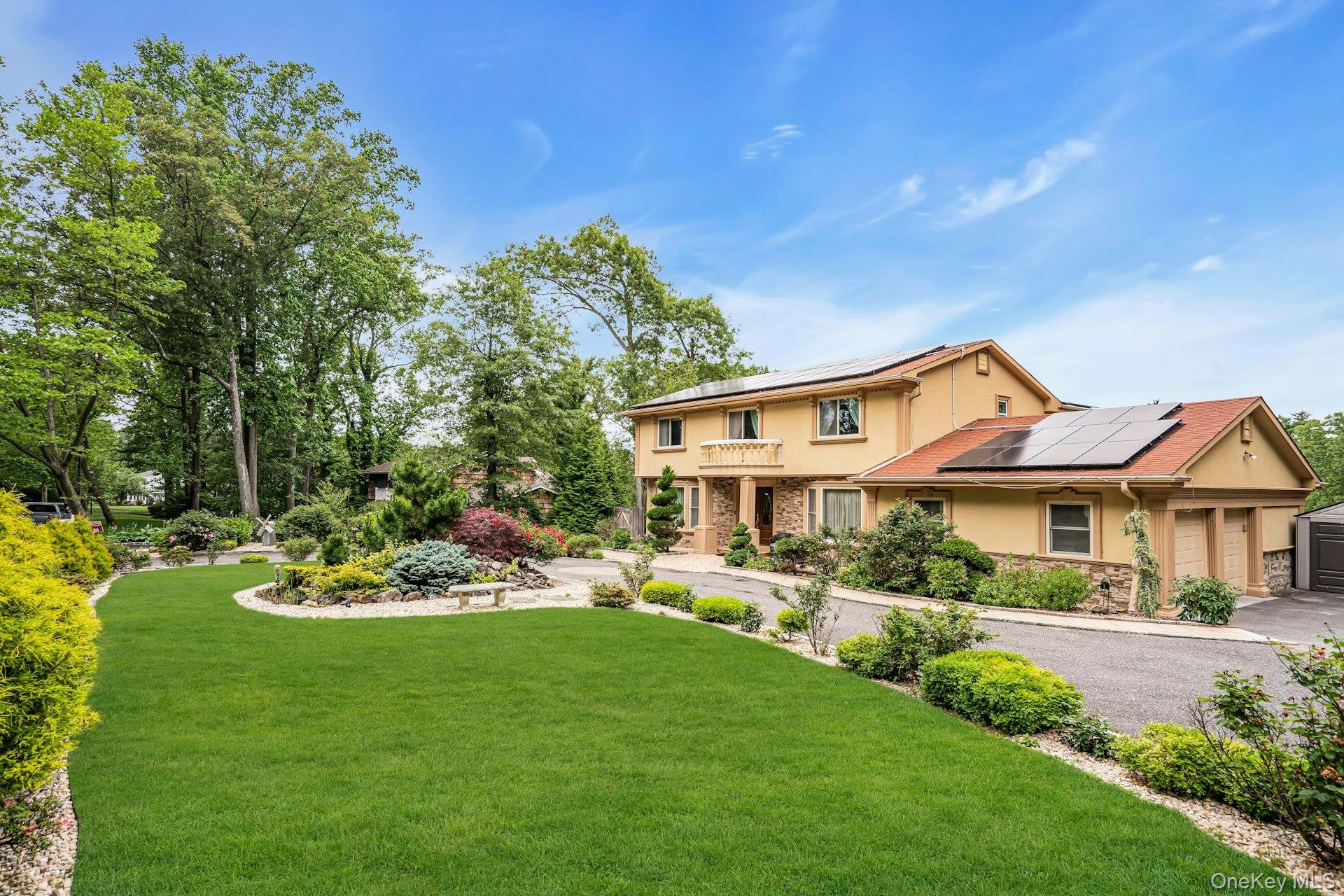 41 Hearthstone Dr, Dix Hills, NY 11746, USA property photo