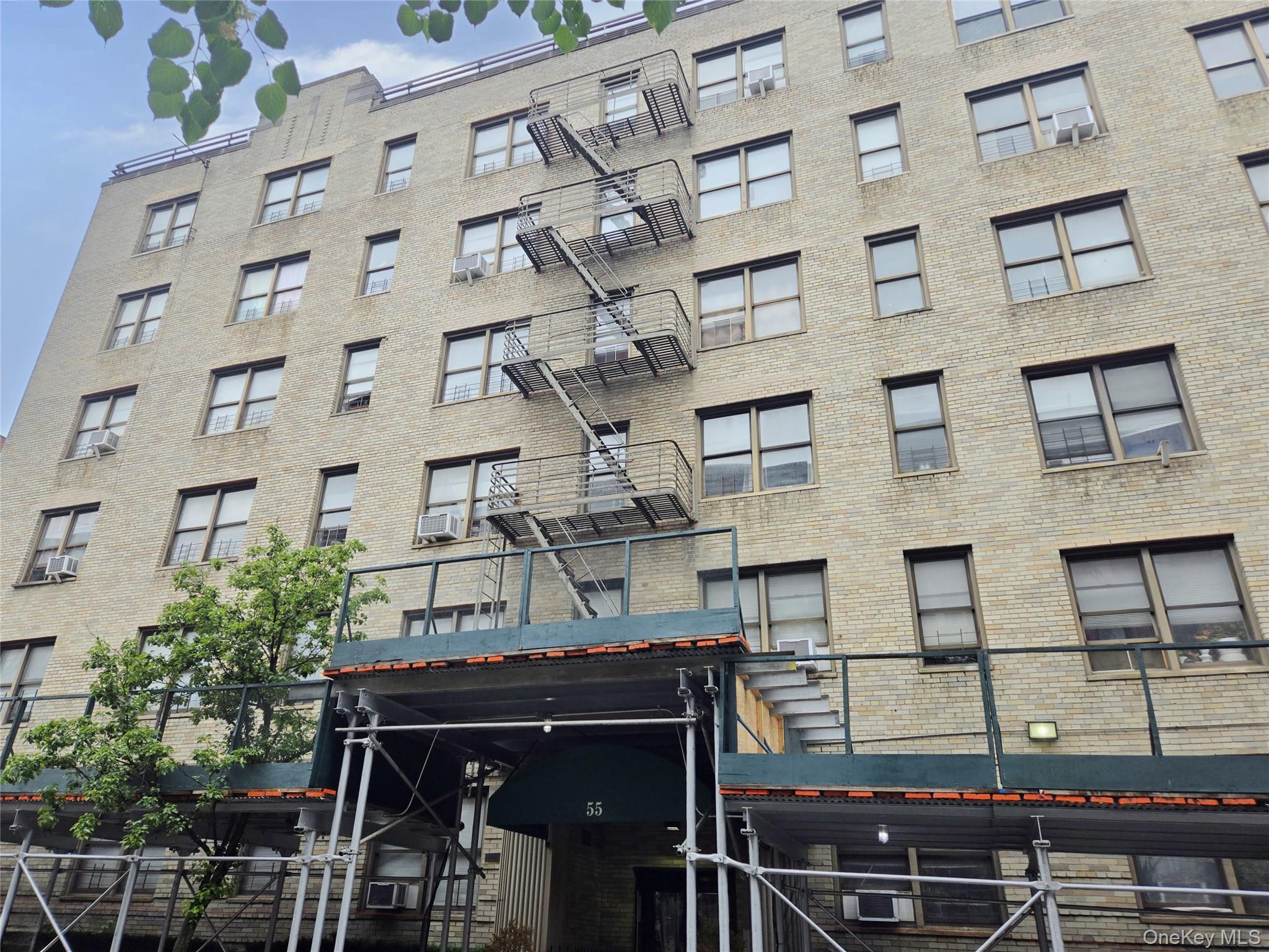 55 E 190th St, Bronx, NY 10468, USA property photo