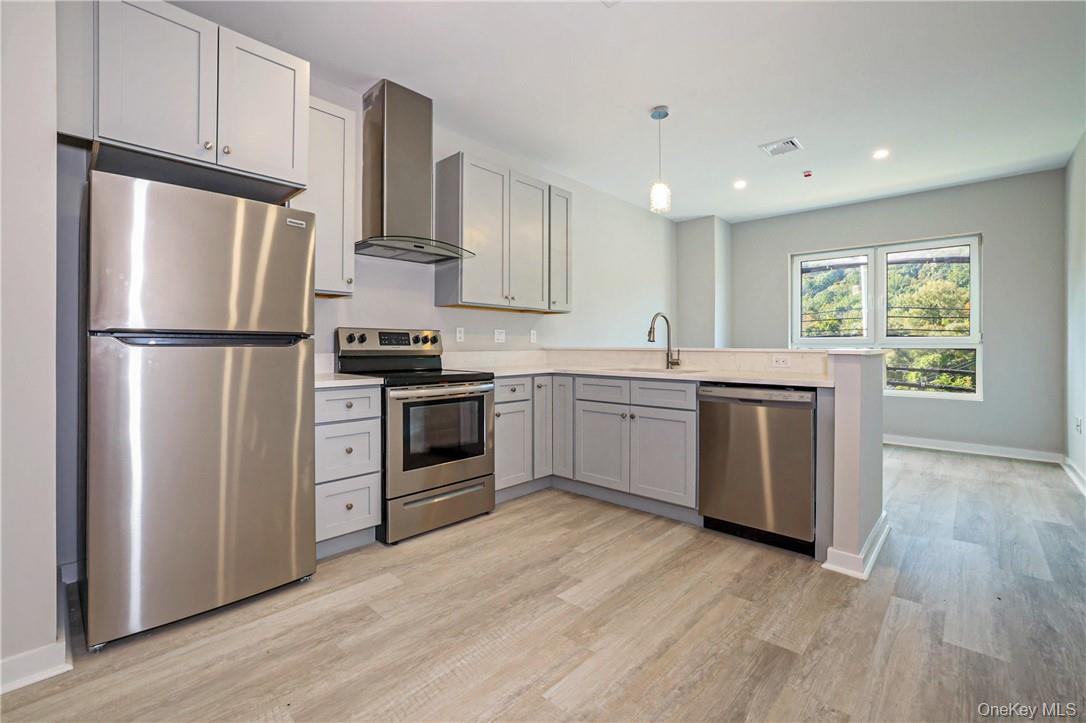 500 Commerce St, Hawthorne, NY 10532, USA property photo