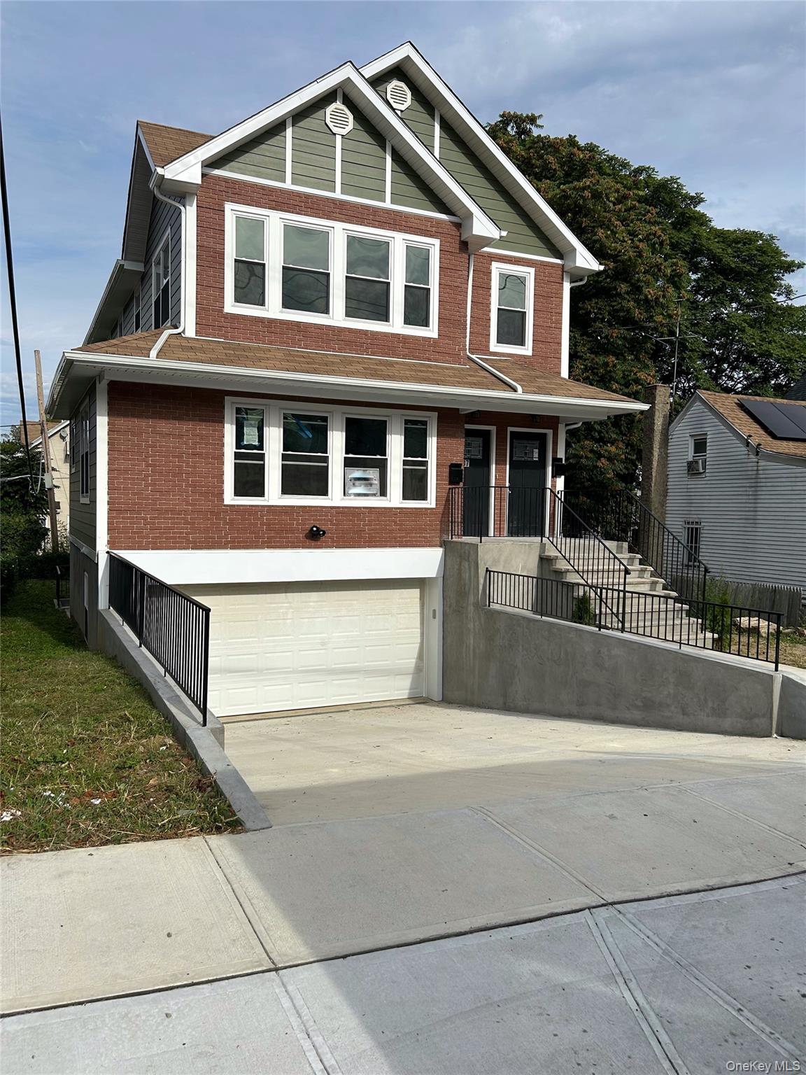 137 S 14th Ave, Mt Vernon, NY 10550, USA property photo