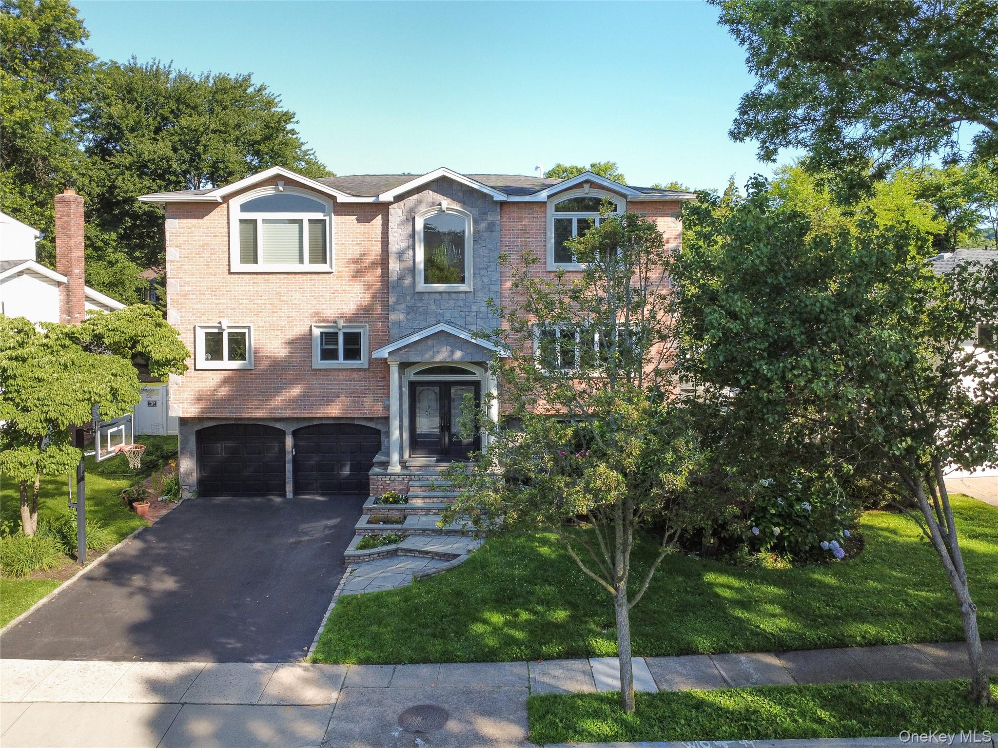 11 Fishermans Dr, Port Washington, NY 11050, USA property photo