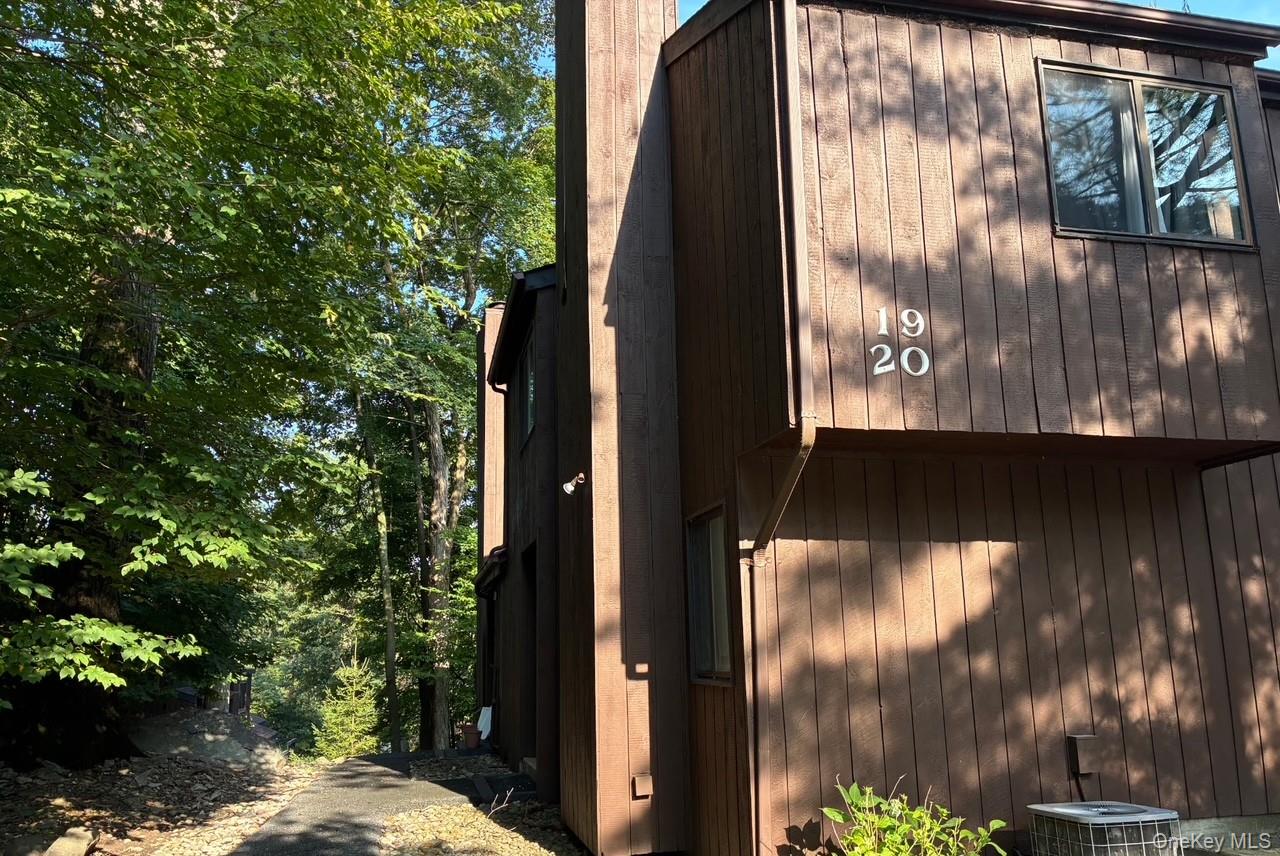 20 Redwood Dr, Highland Mills, NY 10930, USA property photo