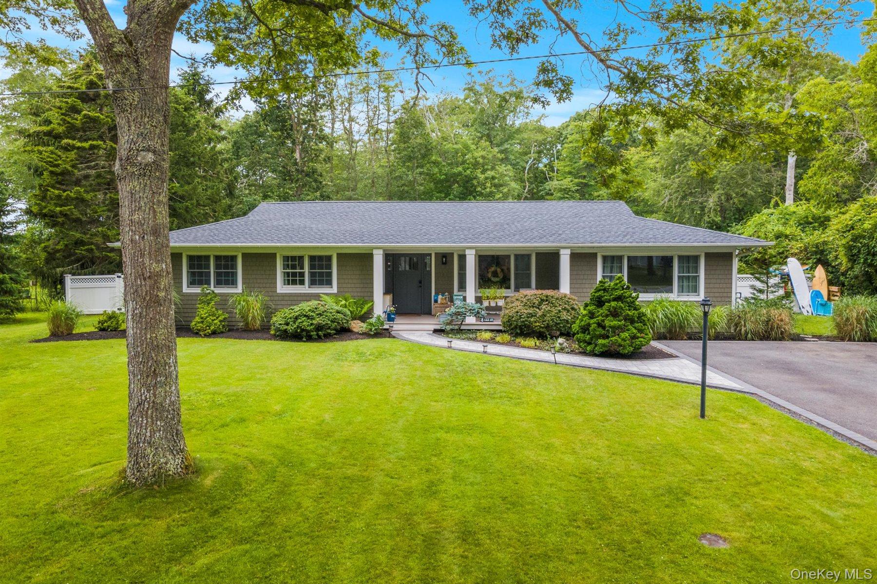 24 Canvasback Ln, East Quogue, NY 11942, USA property photo