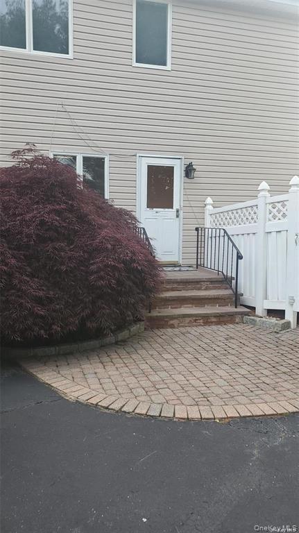 57 Sage Hollow Ct, Dix Hills, NY 11746, USA property photo