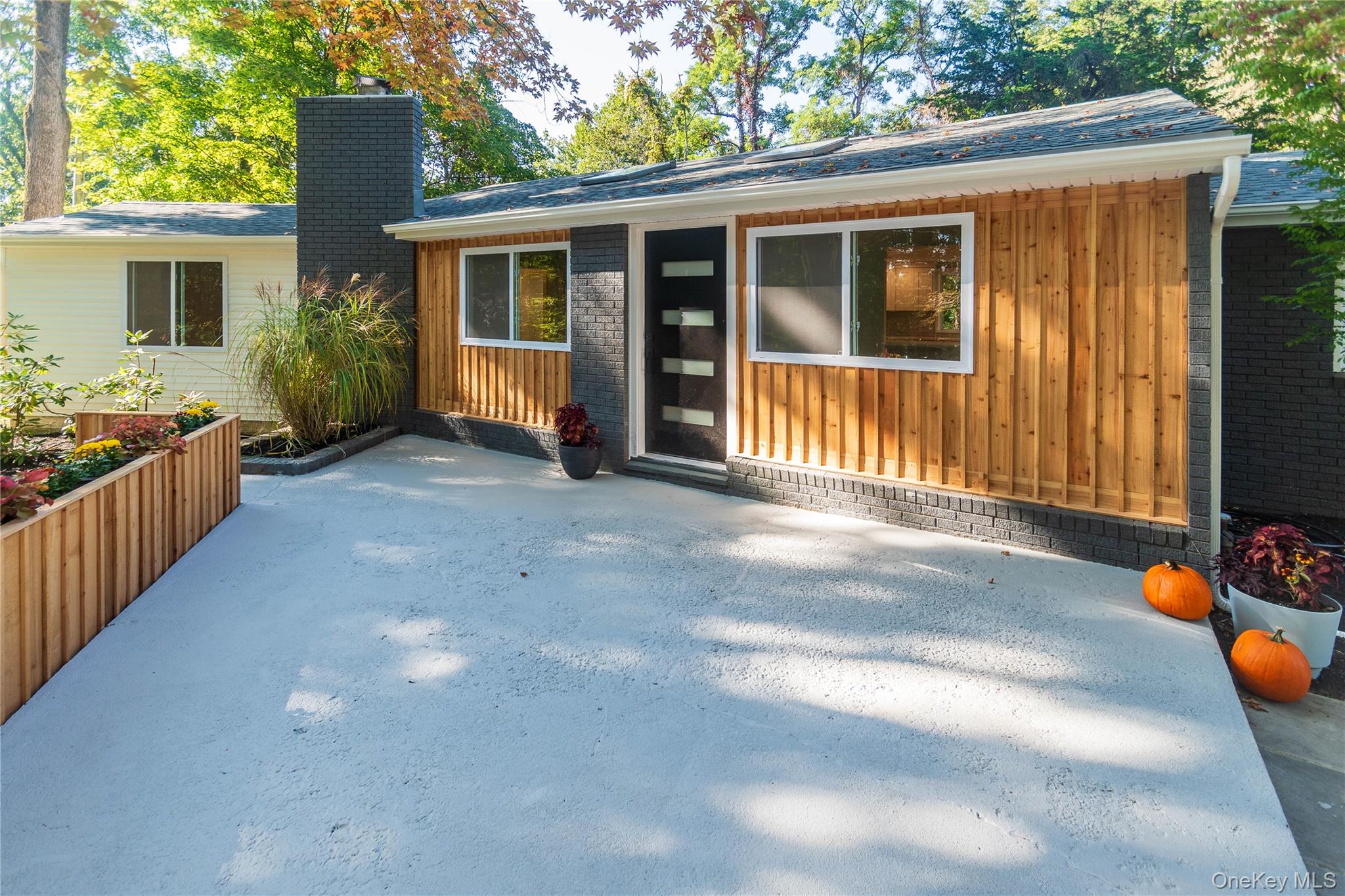 11 Tree Top Ln, Poughkeepsie, NY 12603, USA property photo