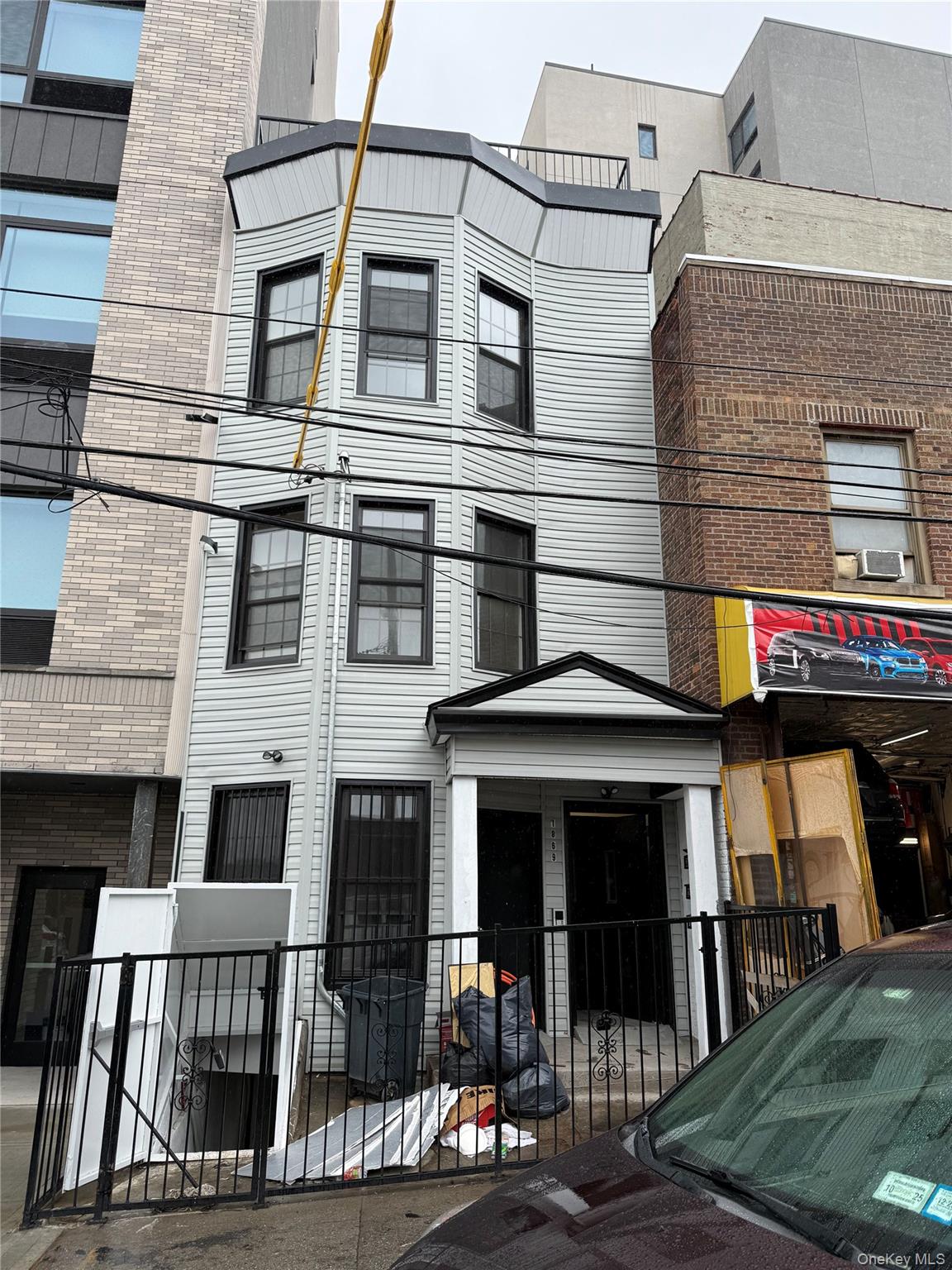 1869 Carter Ave, Bronx, NY 10457, USA property photo