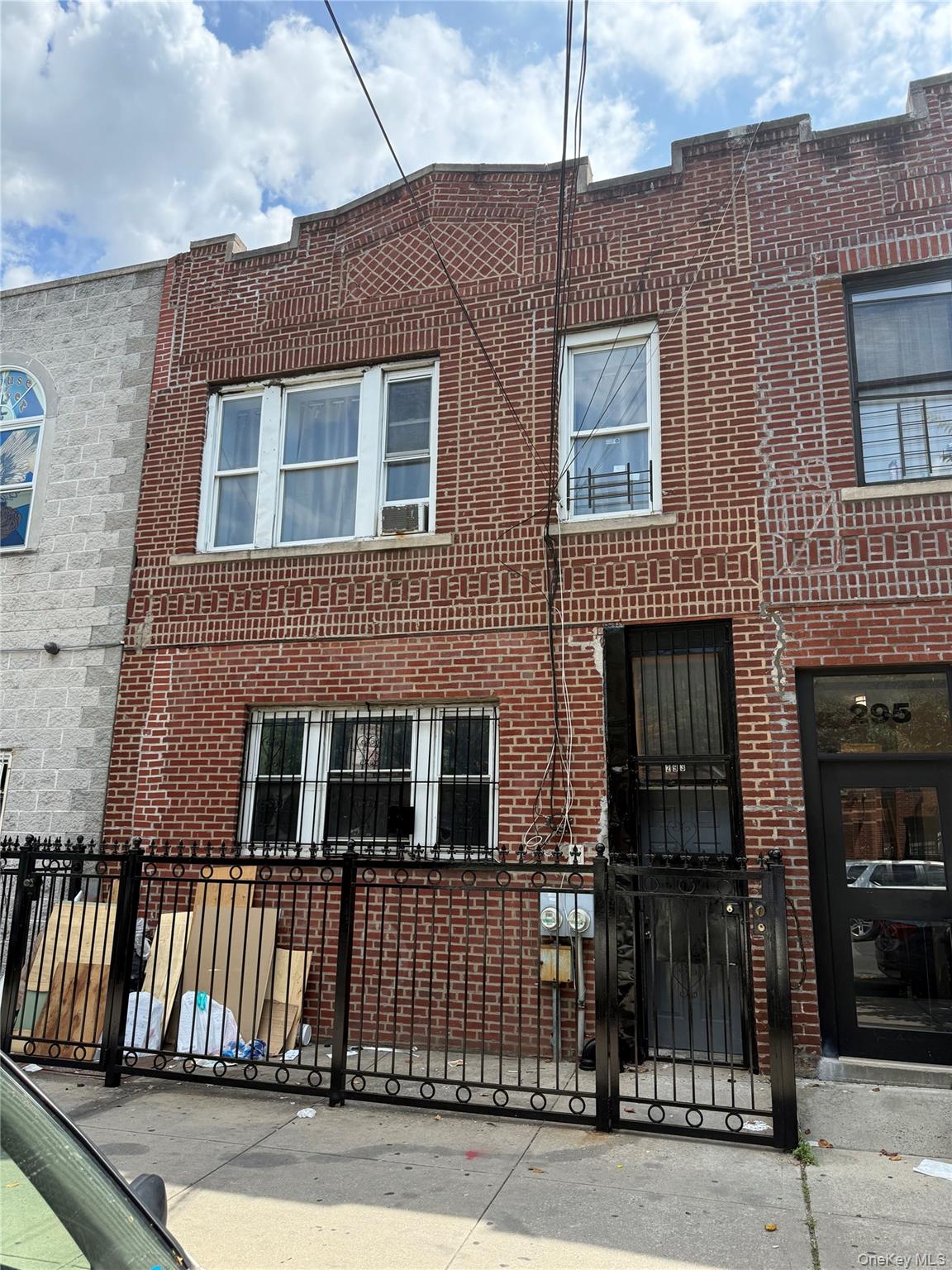 293 Saratoga Ave, Brooklyn, NY 11233, USA property photo