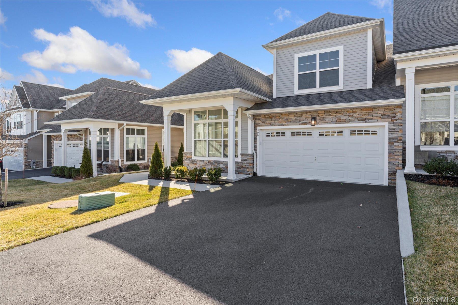 306 Silver Timber Dr, Yaphank, NY 11980, USA property photo