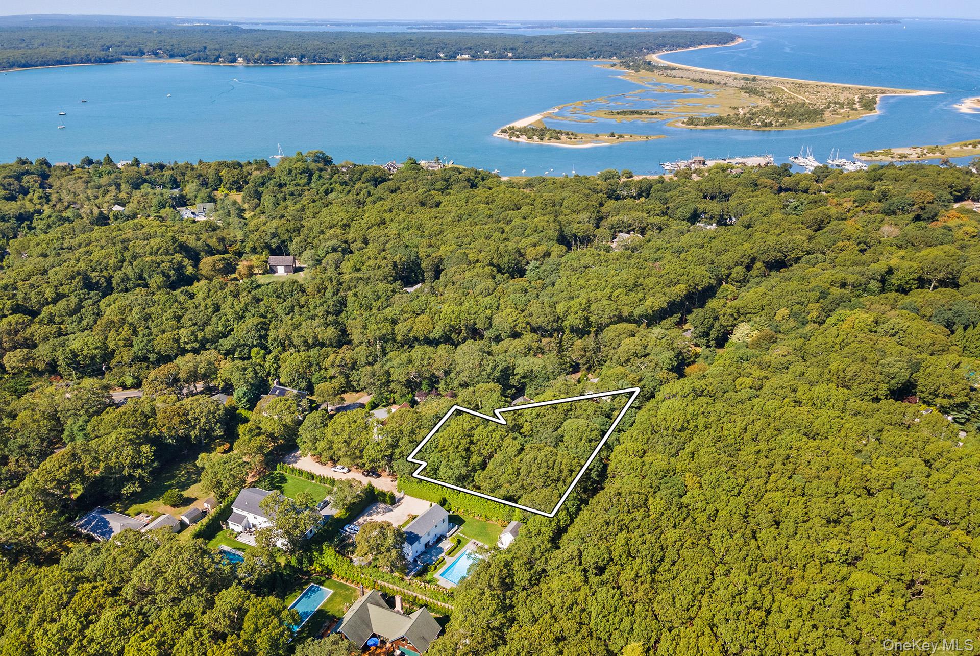 4 Calvin St, East Hampton, NY 11937, USA property photo