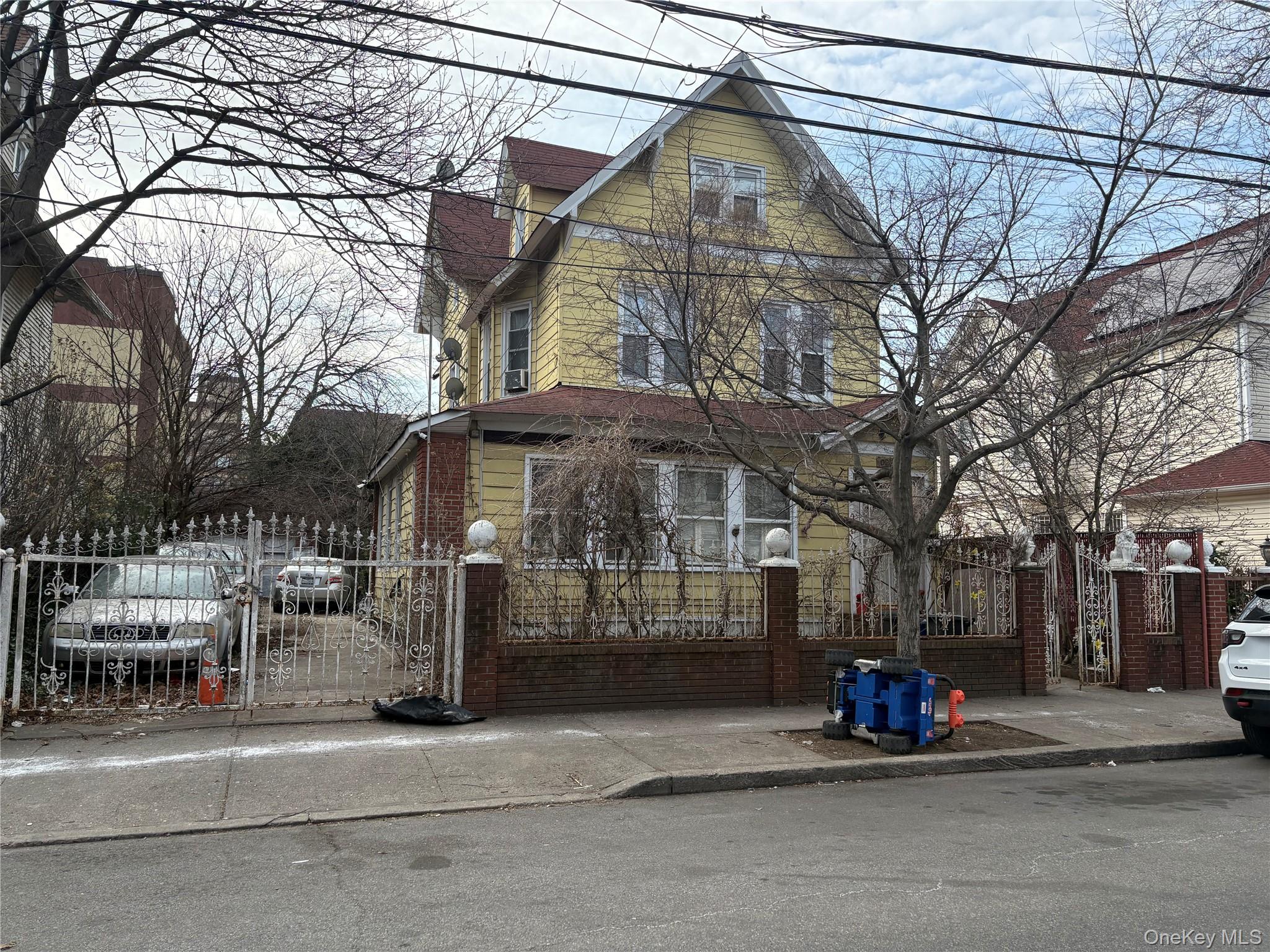 90-22 138th St, Jamaica, NY 11435, USA property photo