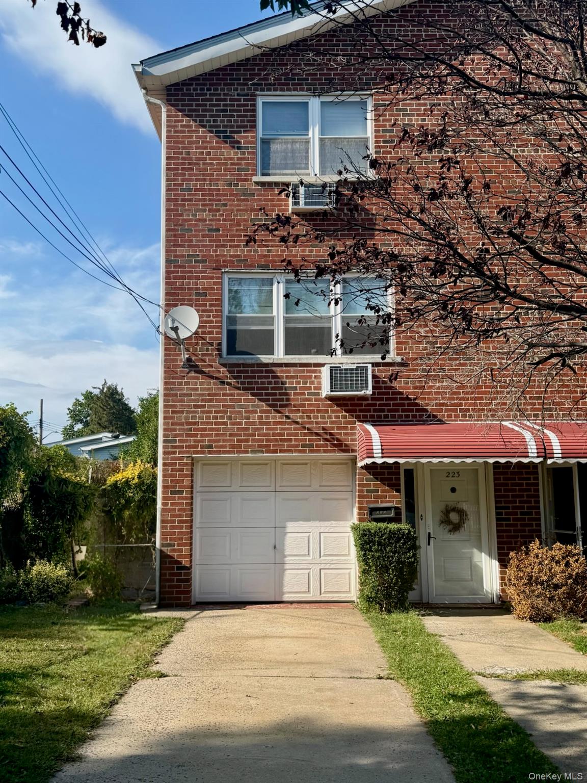 223 Ditmars St, Bronx, NY 10464, USA property photo
