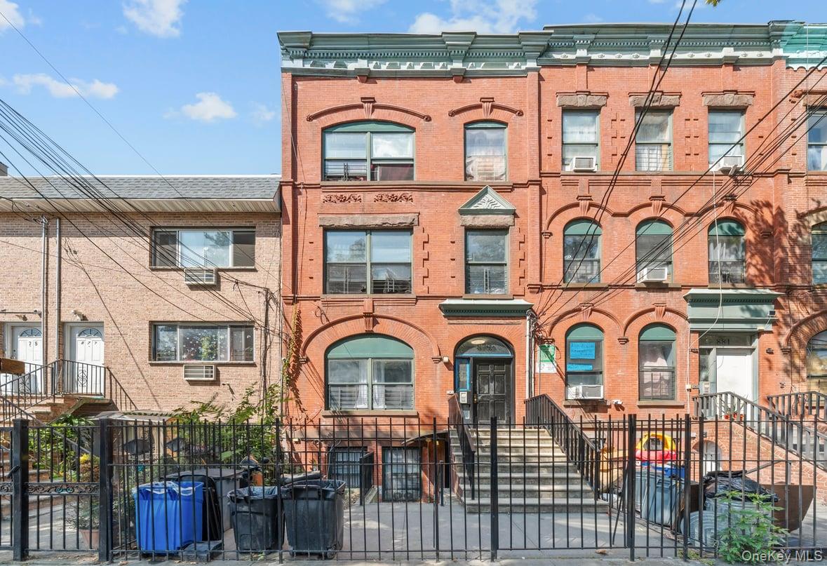 879 Cauldwell Ave, Bronx, NY 10456, USA property photo