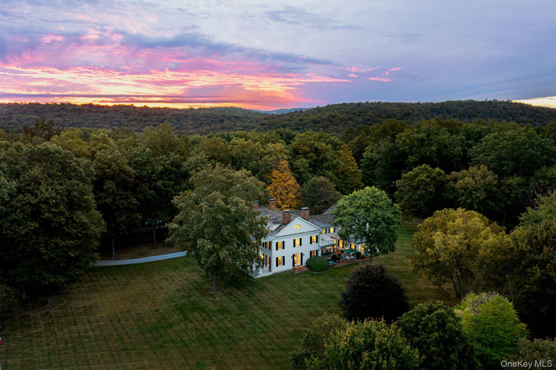 406 Shunpike, Millbrook, NY 12545, USA property photo