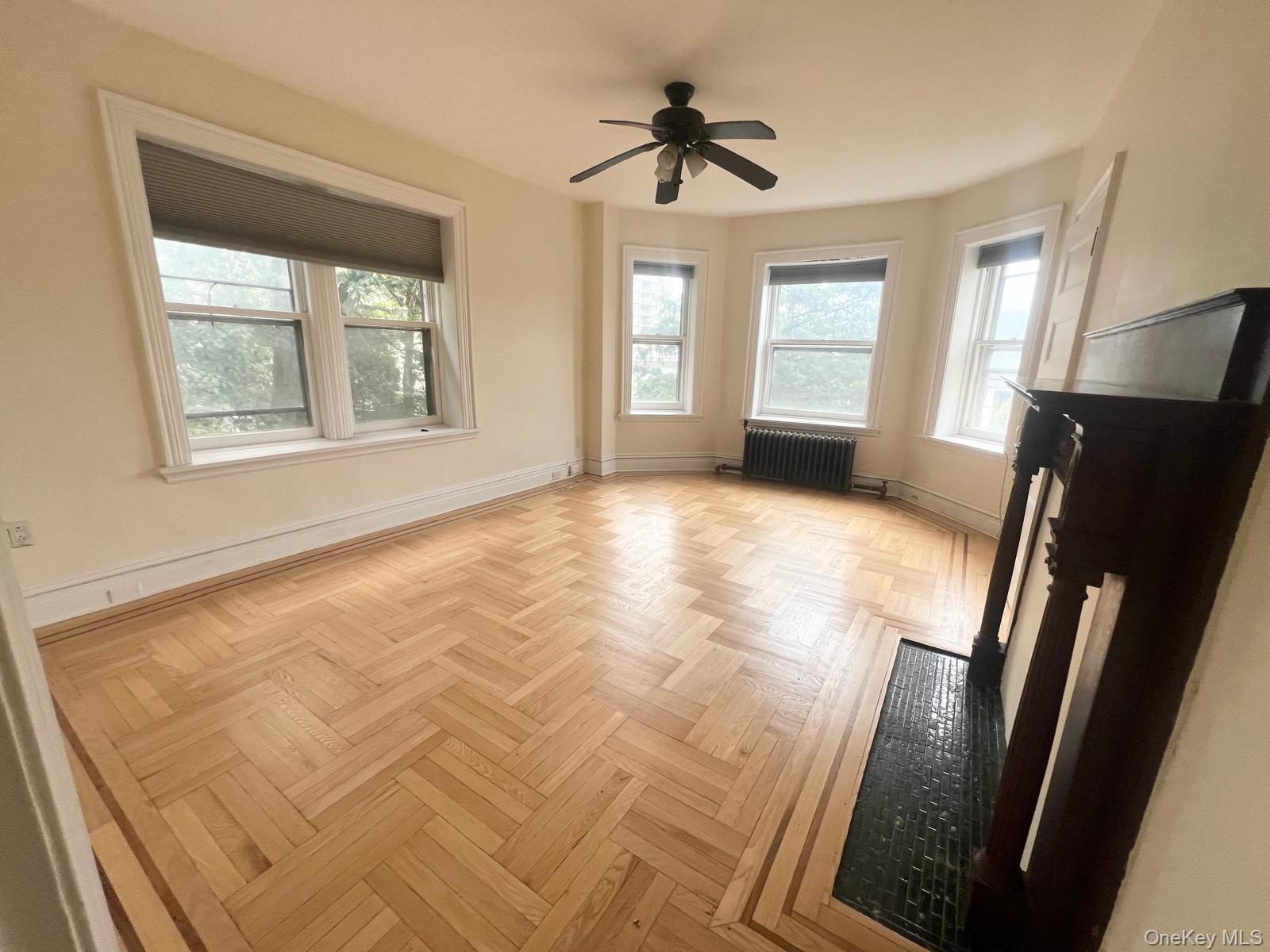 1178 Warburton Ave, Yonkers, NY 10701, USA property photo