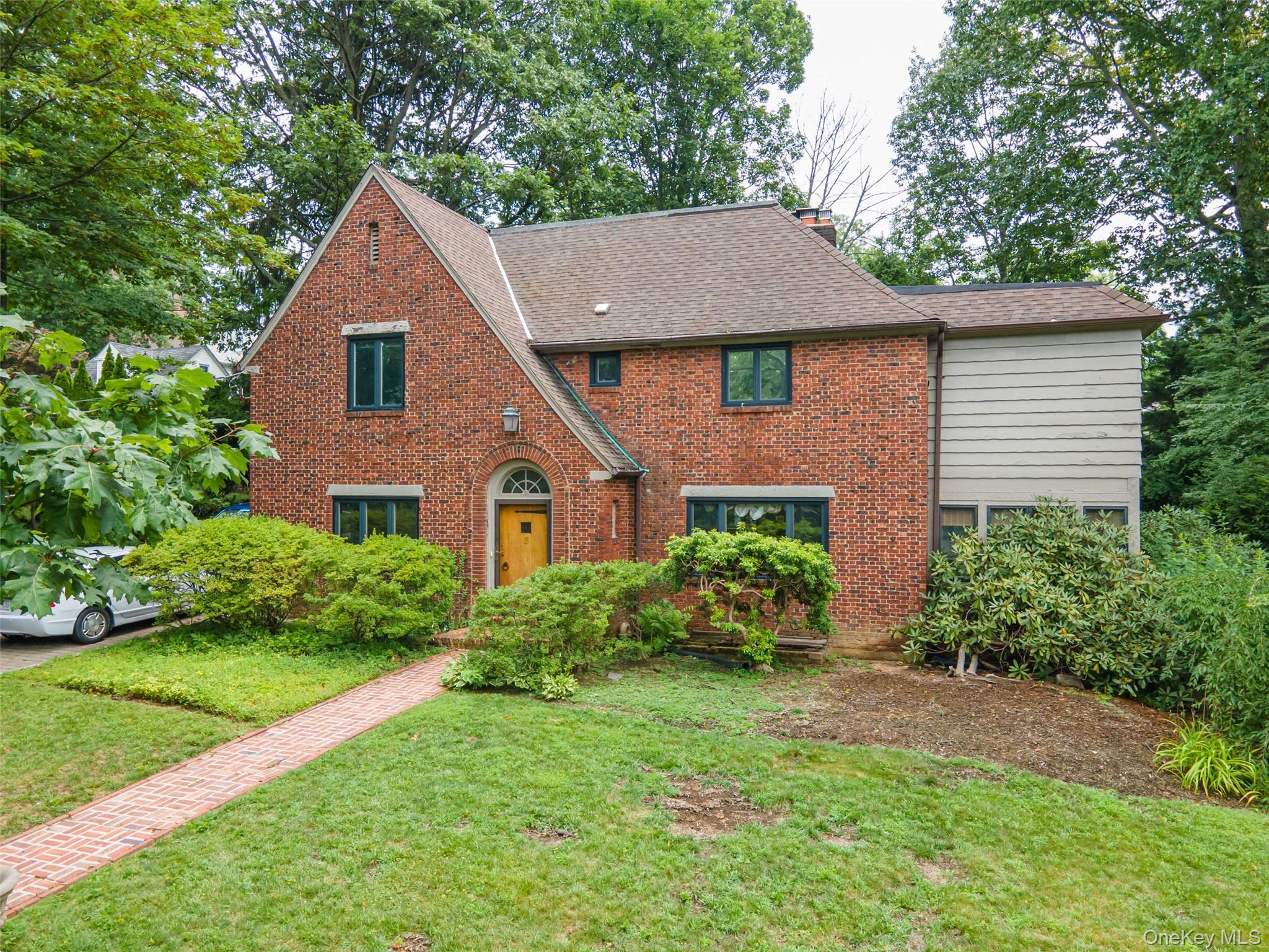 3 Buckingham Pl, Great Neck, NY 11021, USA property photo