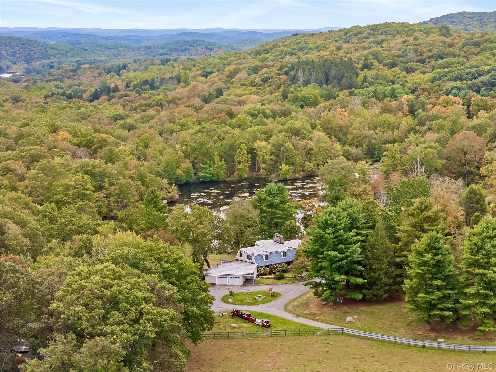 898 Gipsy Trail Rd, Carmel Hamlet, NY 10512, USA property photo