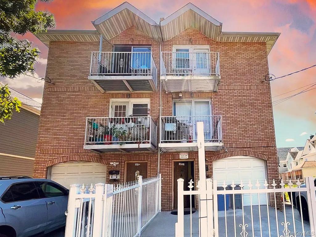 107-12 95th Ave, Ozone Park, NY 11416, USA property photo