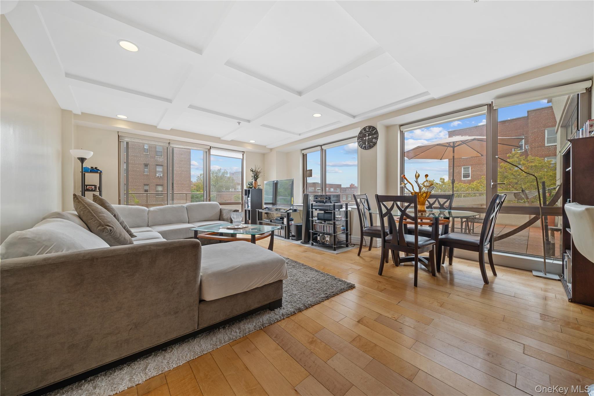 64-05 Yellowstone Boulevard Unit PH 509 Forest Hills, NY 11375 property photo