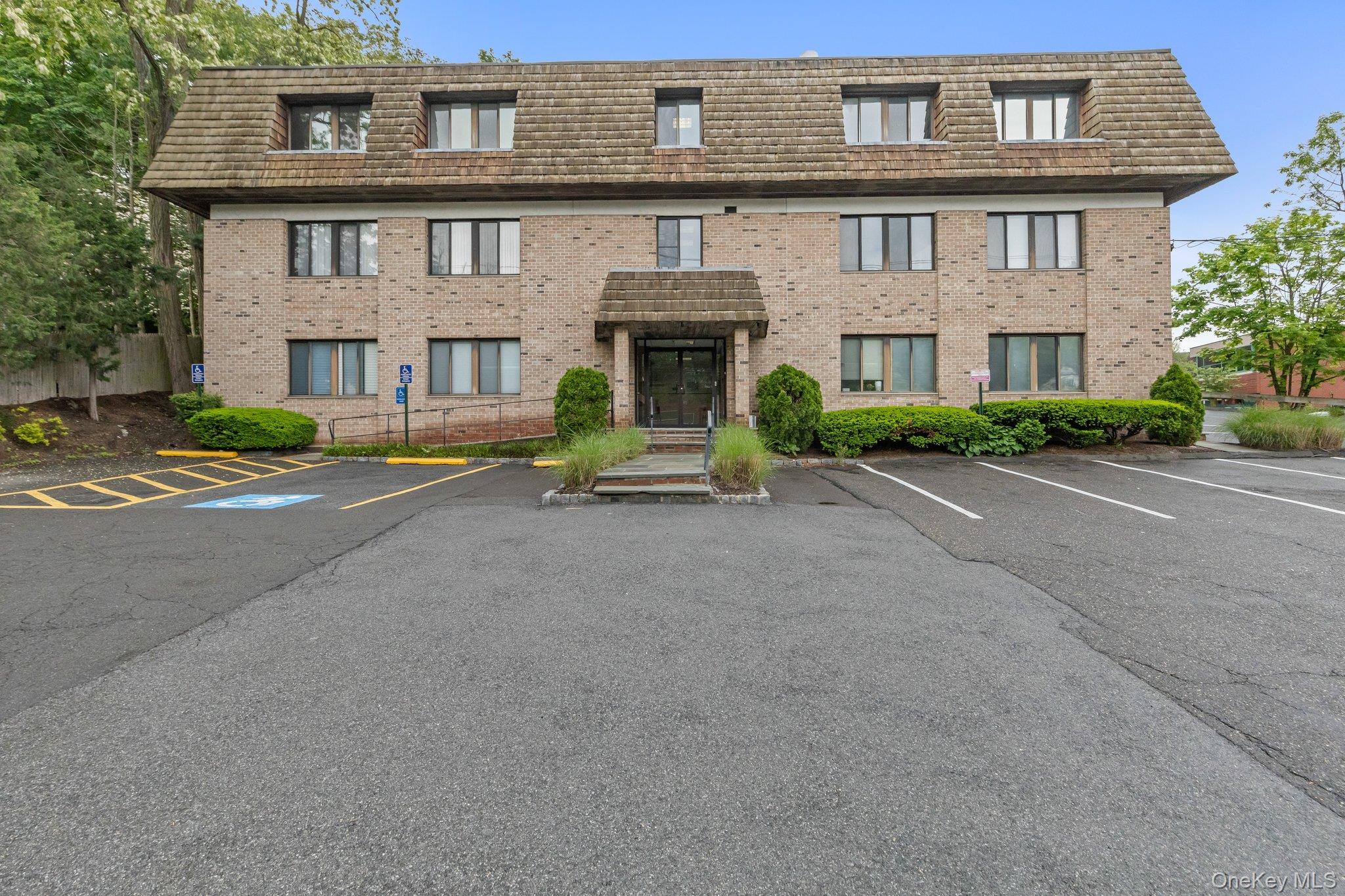 7 Riversville Rd, Greenwich, CT 06831, USA property photo